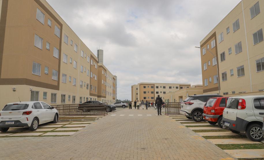 Entrega do primeiro módulo do Residencial Camembert beneficia 128 famílias de Araucária