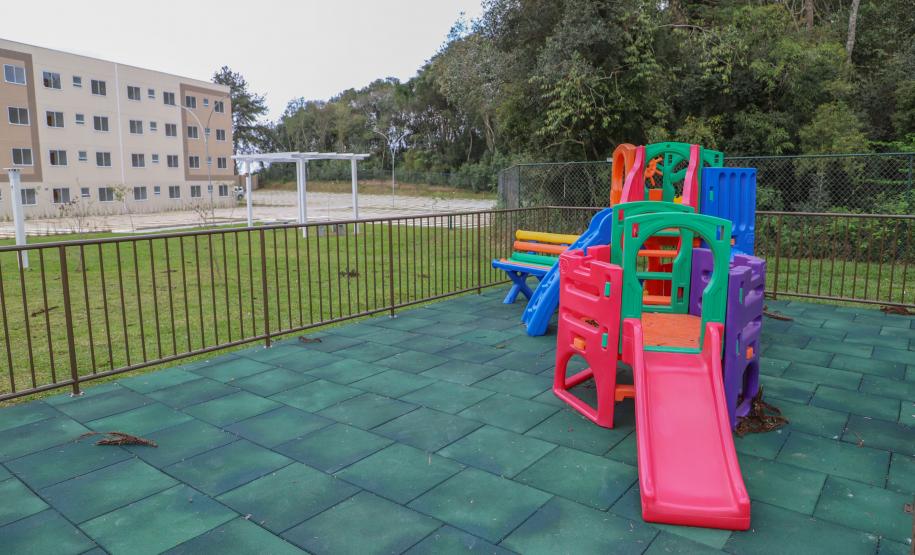 Entrega do primeiro módulo do Residencial Camembert beneficia 128 famílias de Araucária