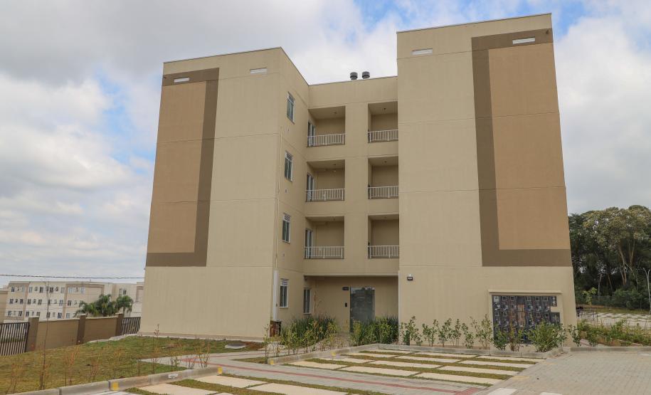 Entrega do primeiro módulo do Residencial Camembert beneficia 128 famílias de Araucária
