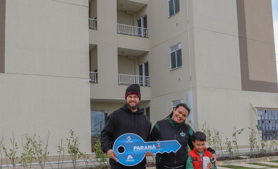 Entrega do primeiro módulo do Residencial Camembert beneficia 128 famílias de Araucária