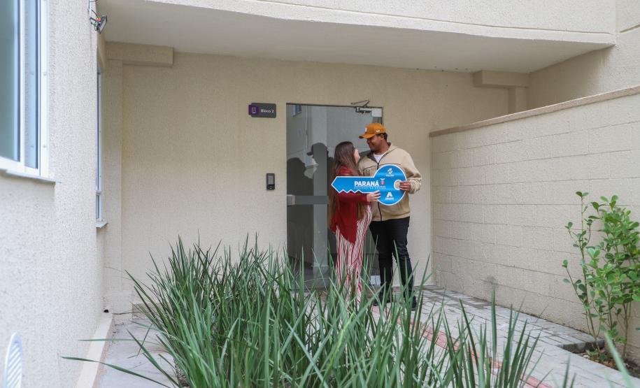 Entrega do primeiro módulo do Residencial Camembert beneficia 128 famílias de Araucária