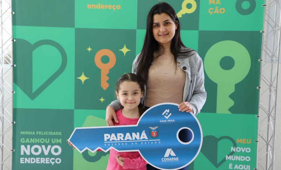 Entrega do primeiro módulo do Residencial Camembert beneficia 128 famílias de Araucária