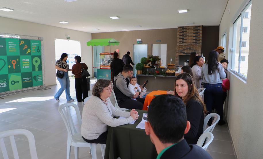 Entrega do primeiro módulo do Residencial Camembert beneficia 128 famílias de Araucária