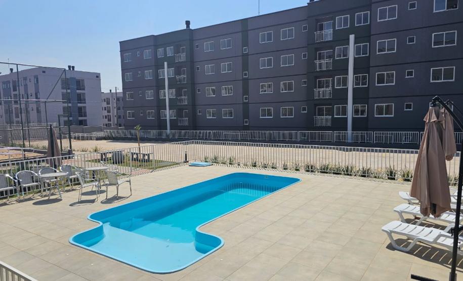 Casa Fácil Paraná: com apoio do Estado, 200 famílias de Cascavel recebem as chaves da moradia própria