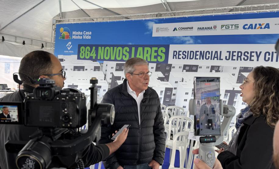 Governador inaugura condomínio clube com 864 apartamentos em Almirante Tamandaré