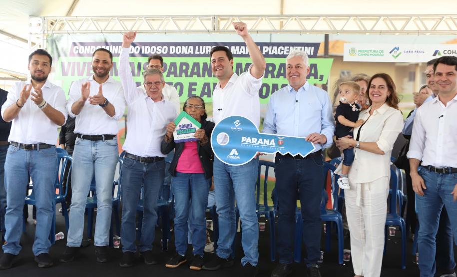 Ratinho Junior inaugura Condomínio do Idoso de Campo Mourão com 40 casas