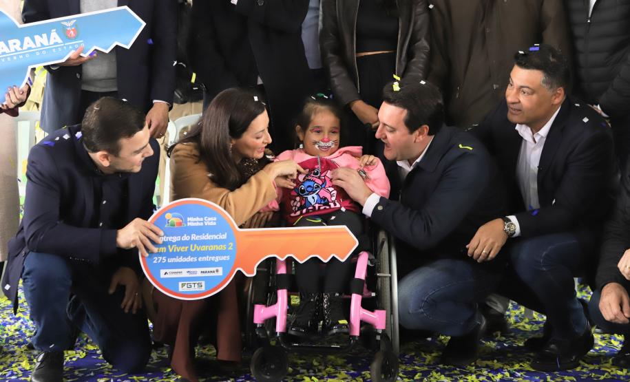 Com entrega de 275 casas, Estado conclui bairro planejado em Ponta Grossa