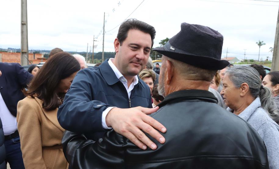 Governador entrega Condomínio do Idoso com 40 unidades e piscina térmica em Ponta Grossa
