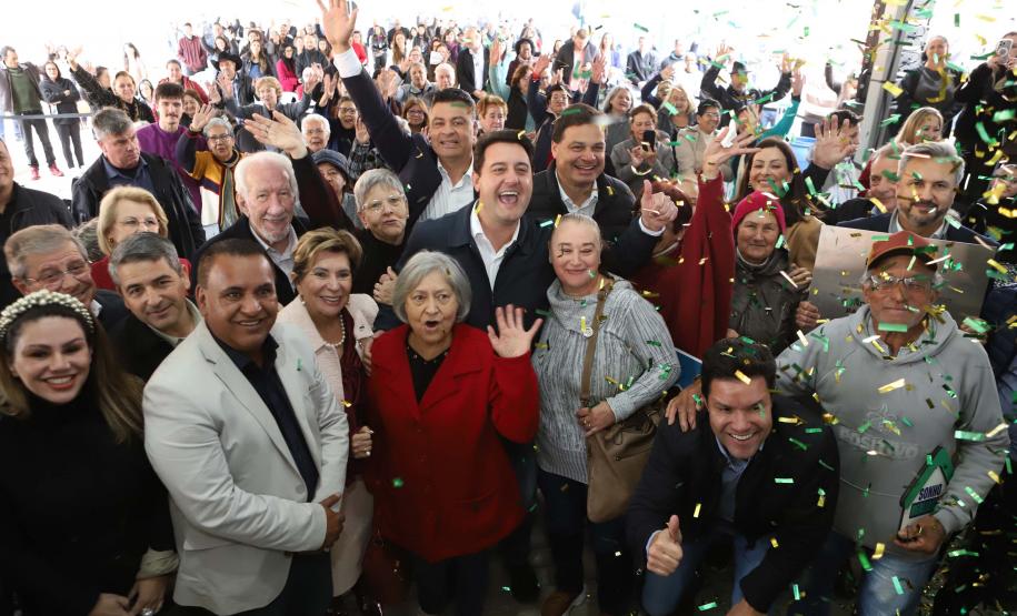 Governador entrega Condomínio do Idoso com 40 unidades e piscina térmica em Ponta Grossa