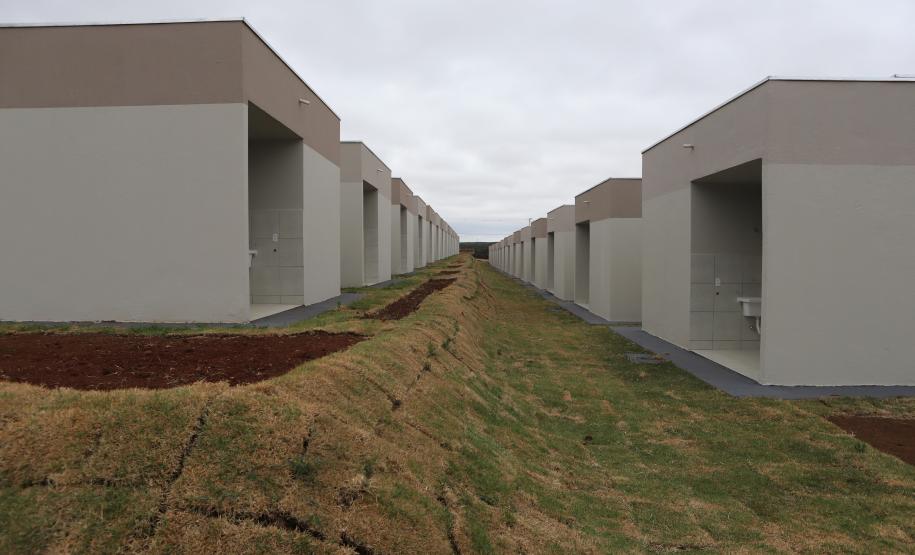 Com entrega de 275 casas, Estado conclui bairro planejado em Ponta Grossa