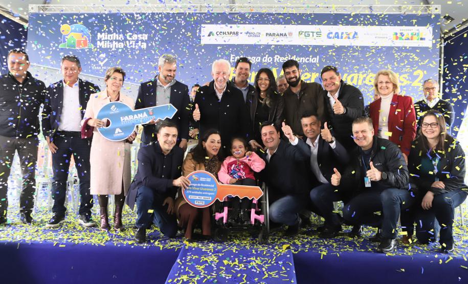 Com entrega de 275 casas, Estado conclui bairro planejado em Ponta Grossa