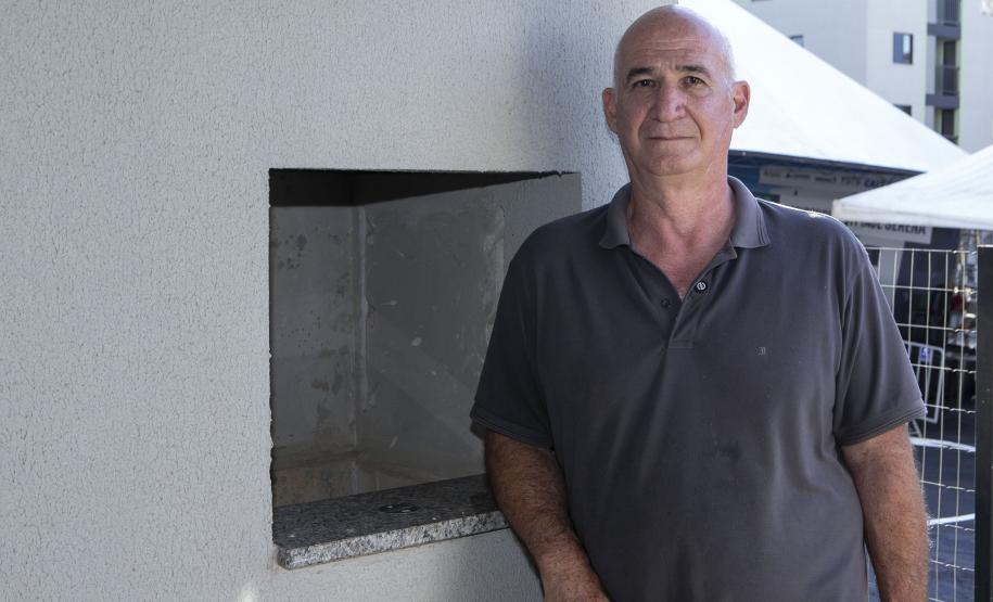 “Agora é meu”: idoso celebra 1ª casa própria com ajuda do Casa Fácil Paraná Terceira Idade