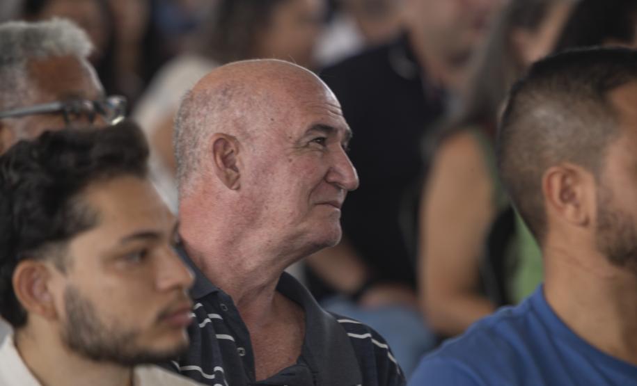 “Agora é meu”: idoso celebra 1ª casa própria com ajuda do Casa Fácil Paraná Terceira Idade