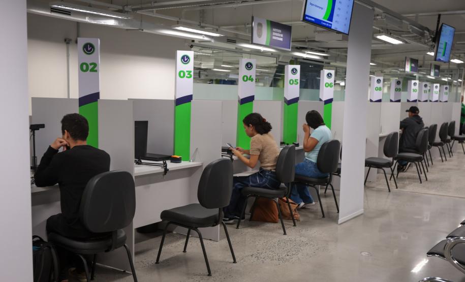 Cohapar oferta serviços e atendimento para cadastros no Poupatempo Paraná