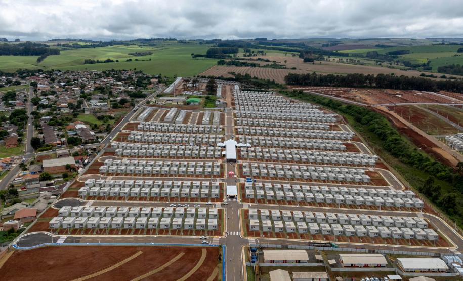 Estado institui perdão de dívidas de até R$ 7 mil com a Cohapar; medida beneficia 17 mil famílias