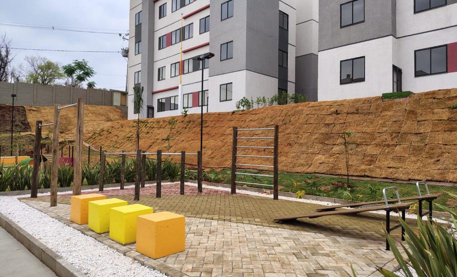 Em Londrina, Programa Casa Fácil Paraná investe mais de R$ 4,6 milhões em novo residencial com 240 imóveis