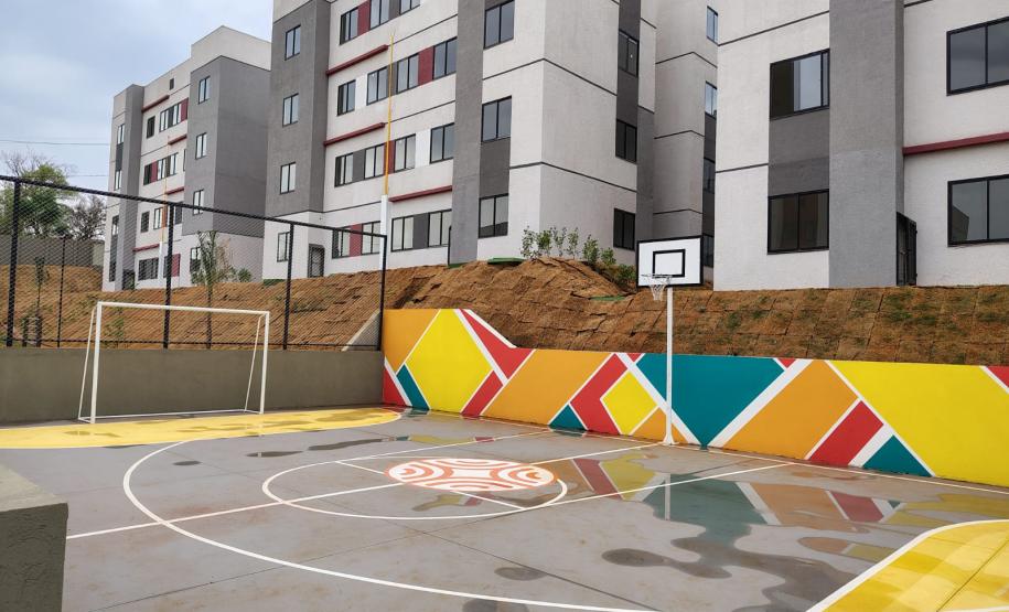 Em Londrina, Programa Casa Fácil Paraná investe mais de R$ 4,6 milhões em novo residencial com 240 imóveis