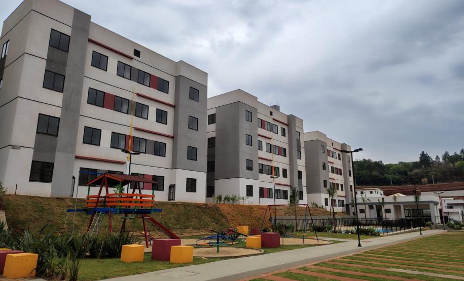 Em Londrina, Programa Casa Fácil Paraná investe mais de R$ 4,6 milhões em novo residencial com 240 imóveis