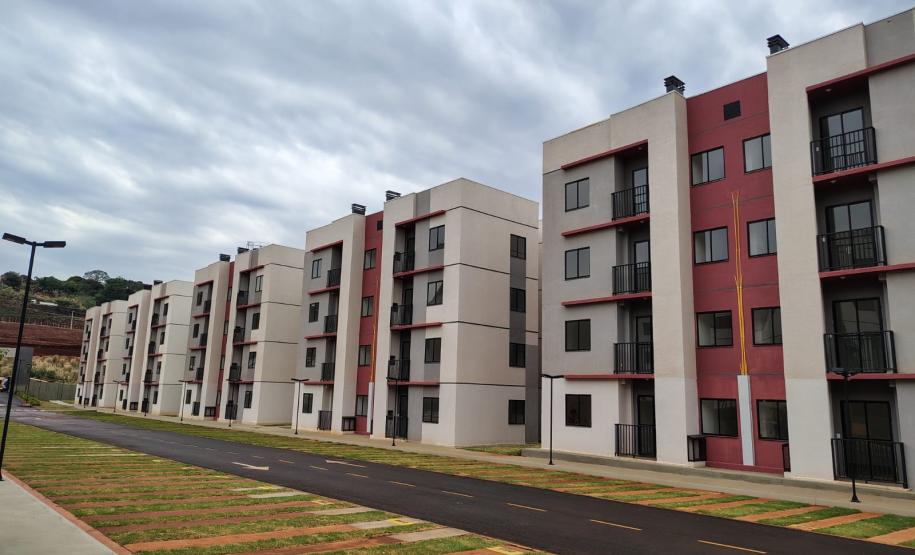 Em Londrina, Programa Casa Fácil Paraná investe mais de R$ 4,6 milhões em novo residencial com 240 imóveis