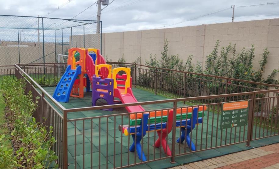 Com mais de R$ 4,5 milhões do Casa Fácil, novo condomínio com 288 apartamentos é entregue em Londrina