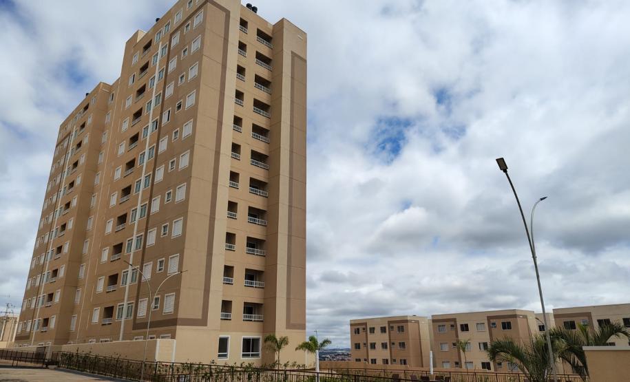Com mais de R$ 4,5 milhões do Casa Fácil, novo condomínio com 288 apartamentos é entregue em Londrina