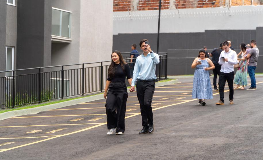 Com nova entrega, Casa Fácil Paraná já beneficiou 6,1 mil famílias de Maringá