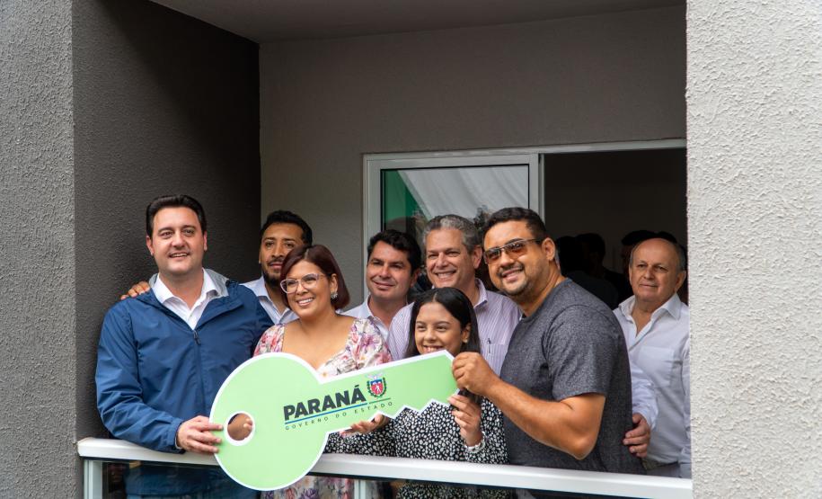Com nova entrega, Casa Fácil Paraná já beneficiou 6,1 mil famílias de Maringá
