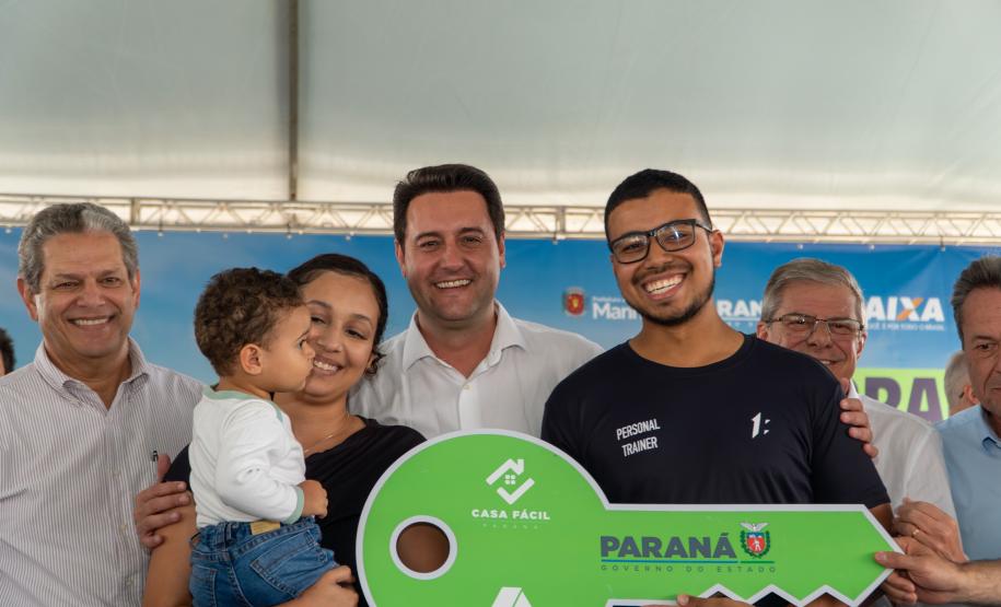 Com nova entrega, Casa Fácil Paraná já beneficiou 6,1 mil famílias de Maringá