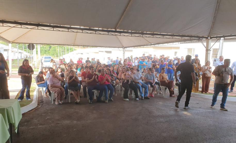 Com recursos do Estado, Cohapar entrega novo residencial no município de Quinta do Sol