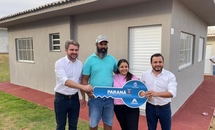 Com recursos do Estado, Cohapar entrega novo residencial no município de Quinta do Sol