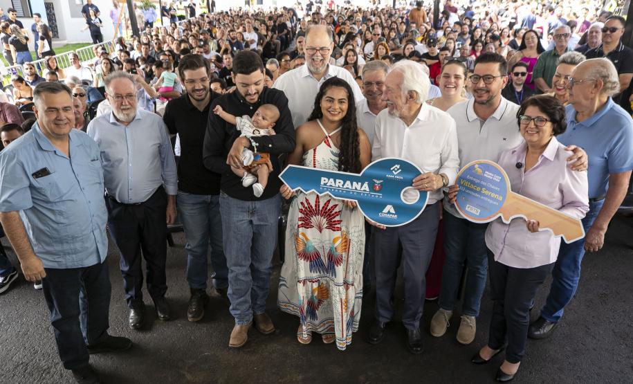 Com apoio do Estado, 512 famílias de Londrina passam a viver em casa própria