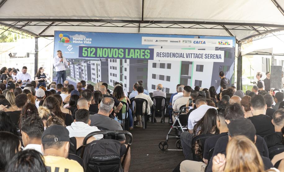 Com apoio do Estado, 512 famílias de Londrina passam a viver em casa própria