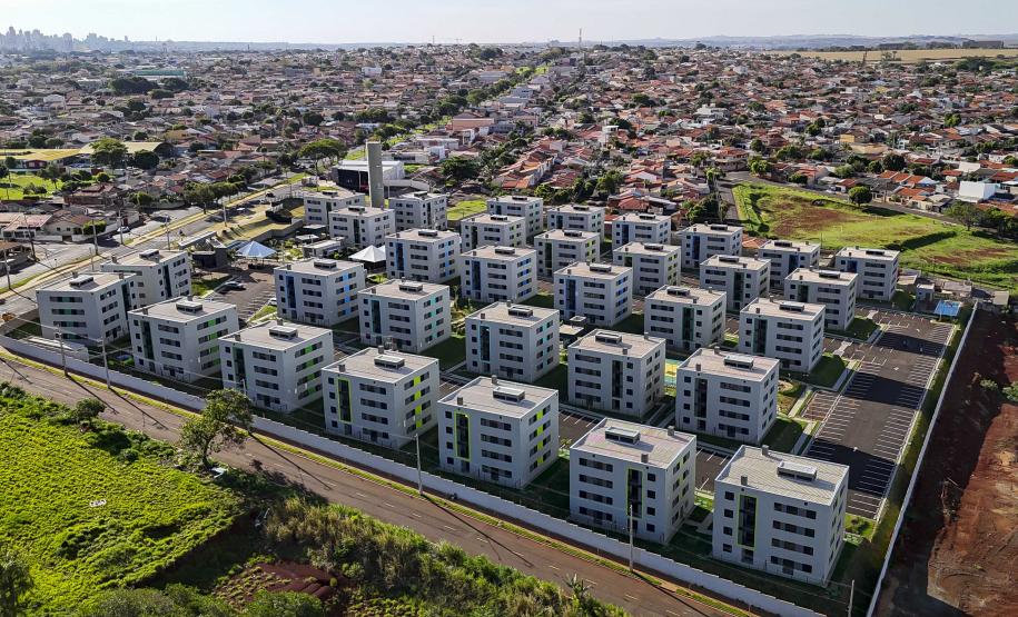 Com apoio do Estado, 512 famílias de Londrina passam a viver em casa própria