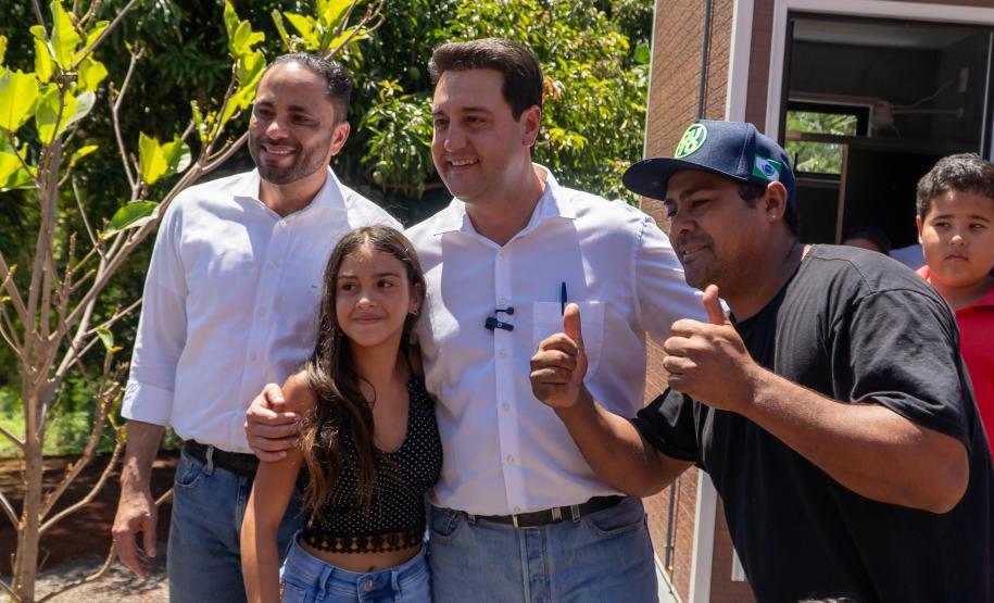 Estado entrega primeiros módulos sanitários do programa Banheiro em Casa em Ivaiporã