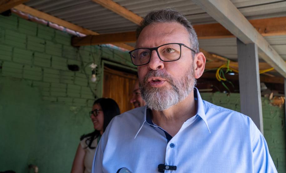 Estado entrega primeiros módulos sanitários do programa Banheiro em Casa em Ivaiporã