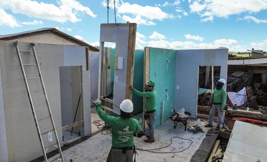 Cinco casas novas estão em construção em Rio Bonito do Iguaçu