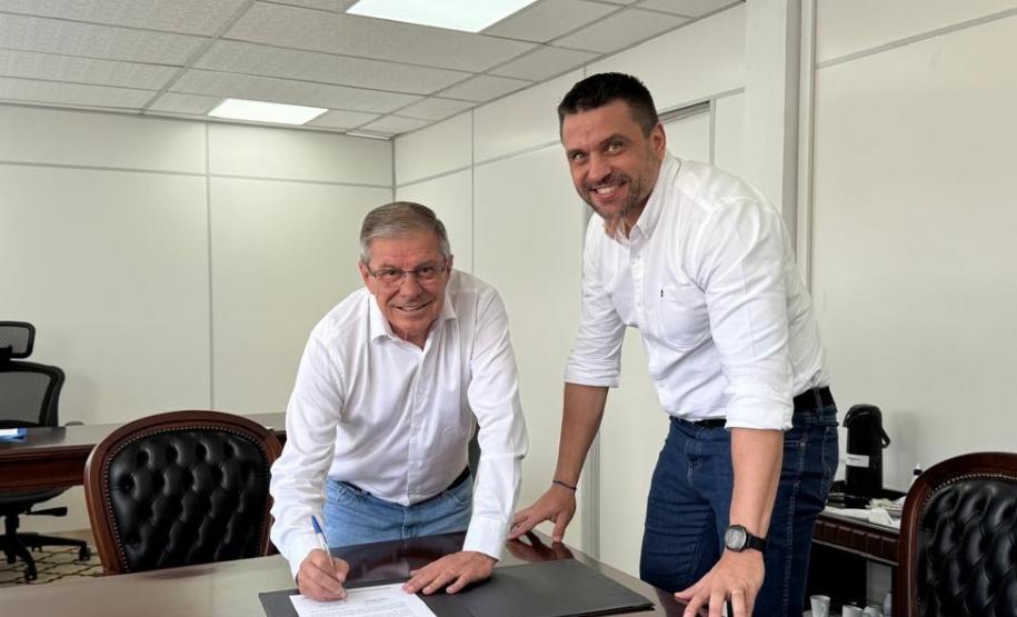 Parceria entre Lottopar e Cohapar garante R$ 10 milhões em recursos para subsidiar o valor de entrada a 500 famílias