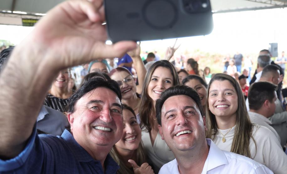 Com subsídio do Estado, Ratinho Junior entrega casas a 103 famílias de Rondon