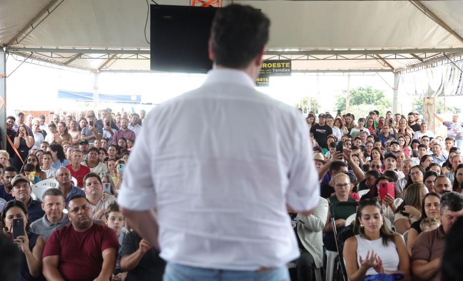 Com subsídio do Estado, Ratinho Junior entrega casas a 103 famílias de Rondon