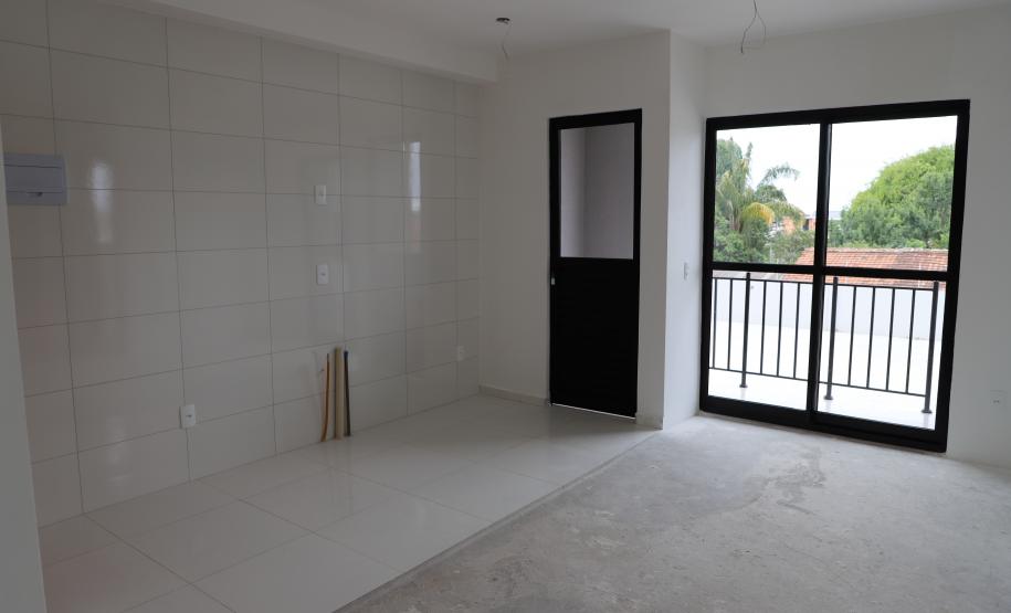 Com aporte do Casa Fácil Paraná, 51 novos apartamentos são entregues para famílias de Pinhais