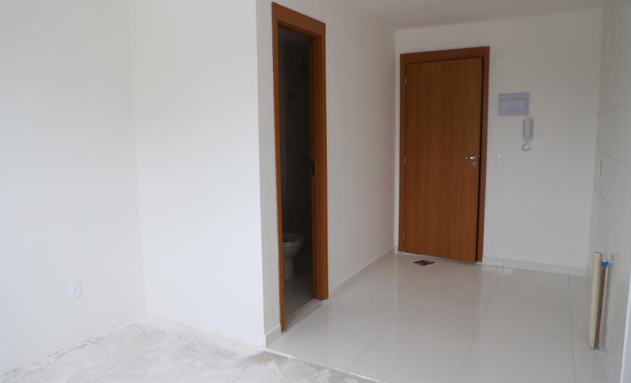 Com aporte do Casa Fácil Paraná, 51 novos apartamentos são entregues para famílias de Pinhais