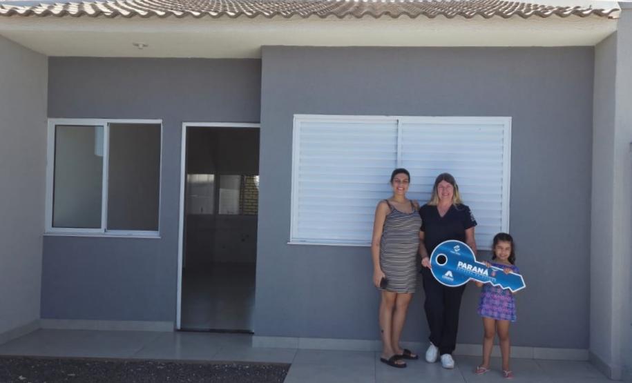 Com recursos estaduais, Cohapar inaugura dois empreendimentos habitacionais em Sarandi