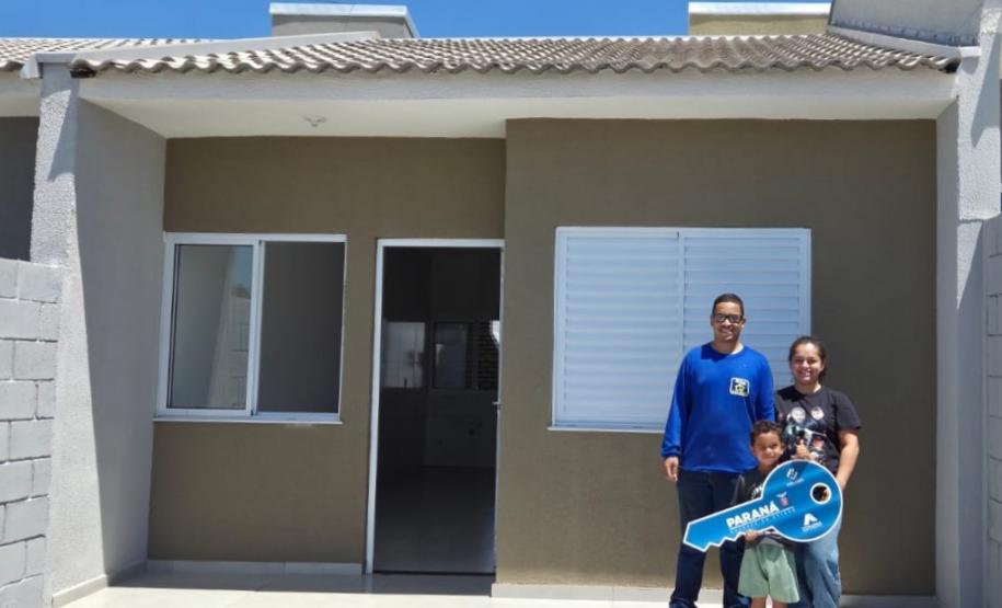 Com recursos estaduais, Cohapar inaugura dois empreendimentos habitacionais em Sarandi