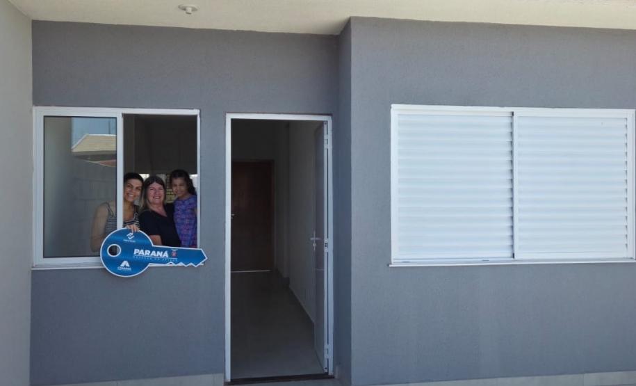 Com recursos estaduais, Cohapar inaugura dois empreendimentos habitacionais em Sarandi