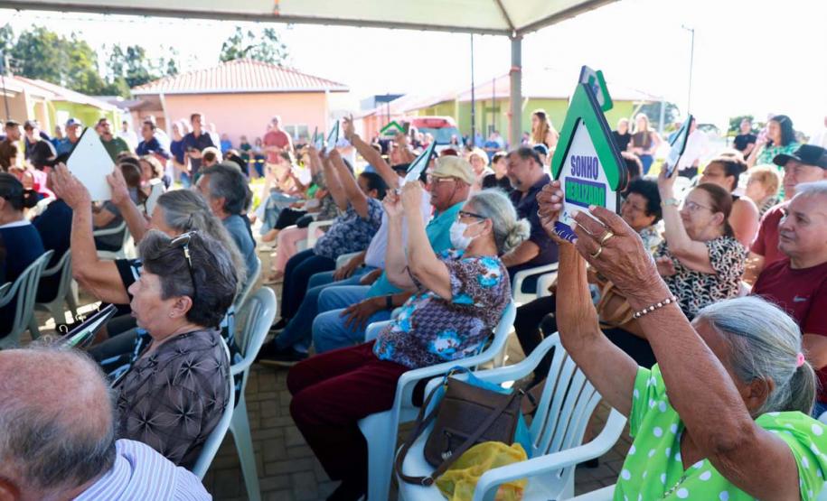Governador inaugura o Condomínio do Idoso de Guarapuava, o 8° do Estado