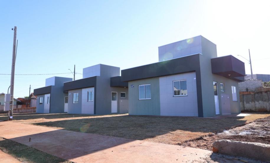 199 famílias de Apucarana, Cambará e Assis Chateaubriand celebraram o fim de ano em seus novos lares