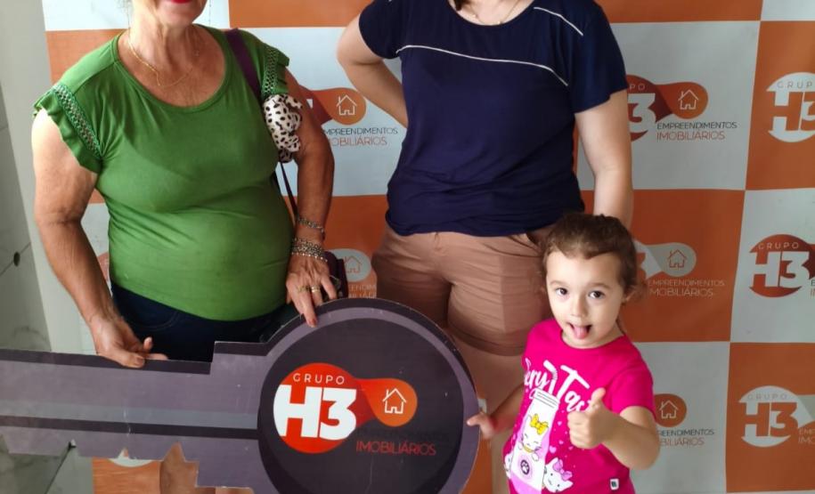 199 famílias de Apucarana, Cambará e Assis Chateaubriand celebraram o fim de ano em seus novos lares