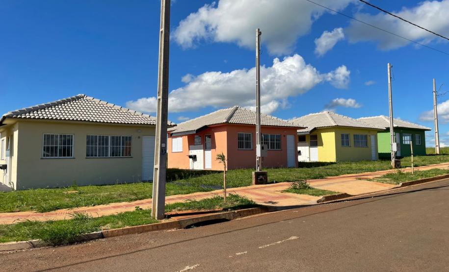 Recursos estaduais ajudam famílias de Jaguapitã na conquista da casa própria