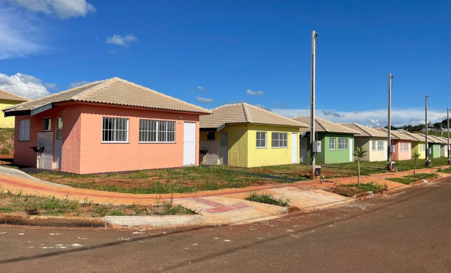 Recursos estaduais ajudam famílias de Jaguapitã na conquista da casa própria