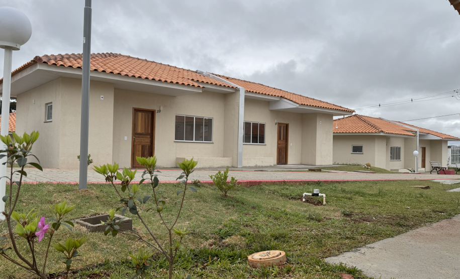 Mais de 130 mil famílias: Casa Fácil impulsiona habitação e movimenta a economia do Paraná